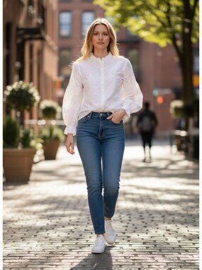 Adiva White Eyelet Cotton Blouse Long Sleeve Ruffled Collar Medium Lightweight